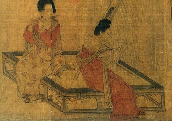 胡床與床或榻的最大區(qū)別是坐法